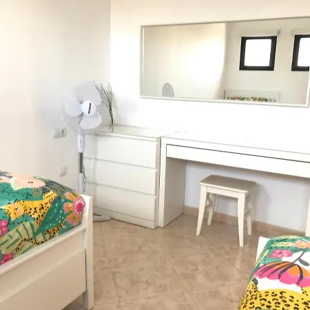 Hermosa Vida, Beautiful 3 Bed 2 Bath With Air Con, Free Wifi & Private Pool *