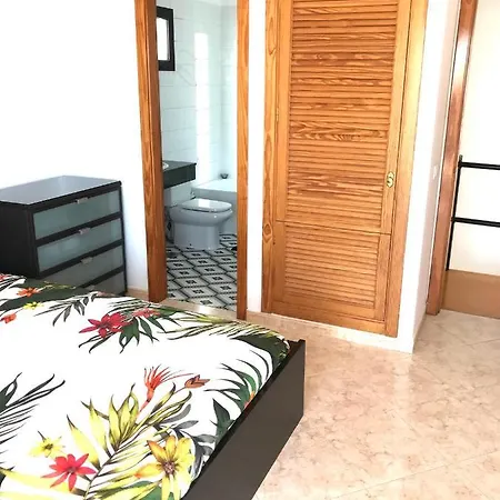 Hermosa Vida, Beautiful 3 Bed 2 Bath With Air Con, Free Wifi & Private Pool *